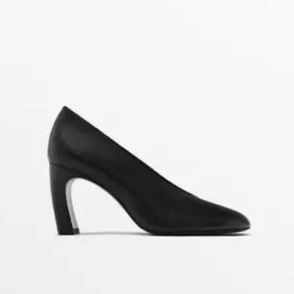 NWOT. Massimo Dutti Black Heeled Shoes with Rounded Toe. Size 10. - Picture 1 of 8